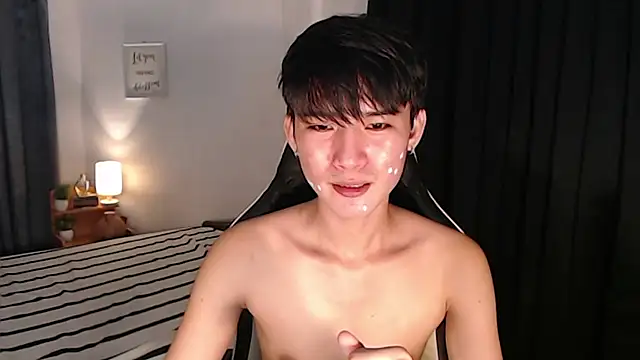 asian_dai live cam on StripChat