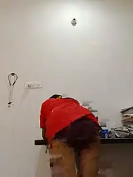 Ipsita-bold webcam