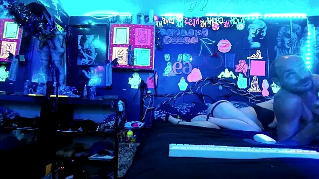 DaddyAndSplashQueen webcam