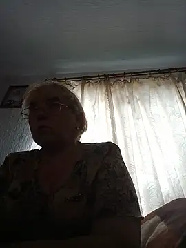 Elena_Beautiful784 webcam
