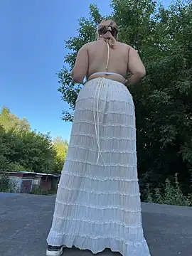 AdelRich live cam