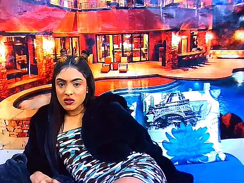 IndianPretty14u2Luv webcam