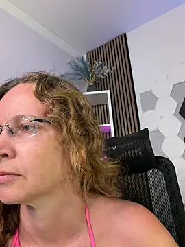 AnnikaRose webcam