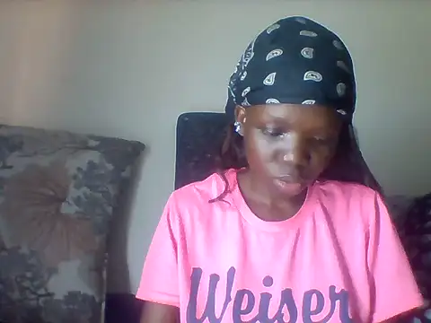 Baddie_Floxxy webcam
