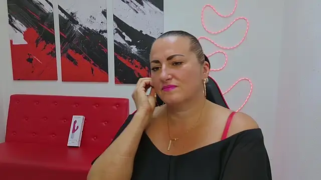 DianaMGG webcam