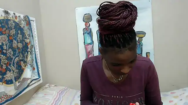 TallDivaNoir webcam