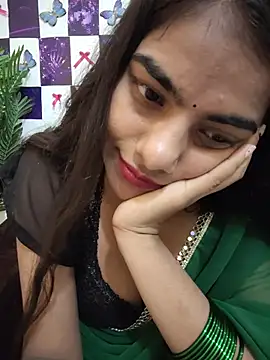 Alisha_Babyy webcam