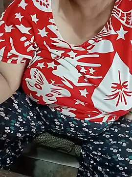 Simran_008 webcam
