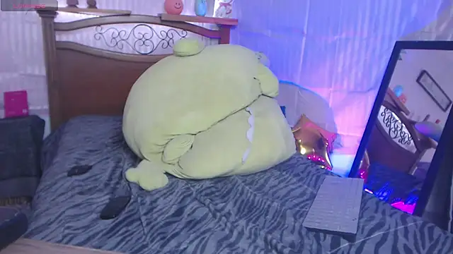 Nikol_Twink02 webcam