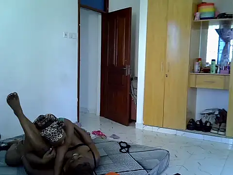 sexybaddies20 webcam