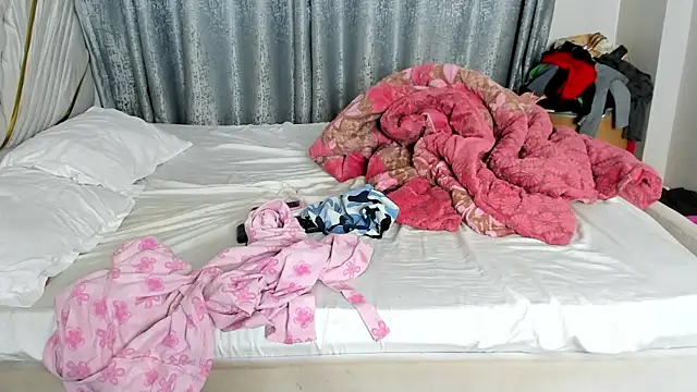 Charlies_Angelz webcam