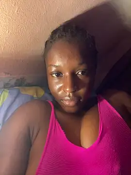 SassyPaulette webcam
