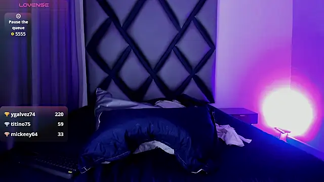 Ithan_Hott webcam