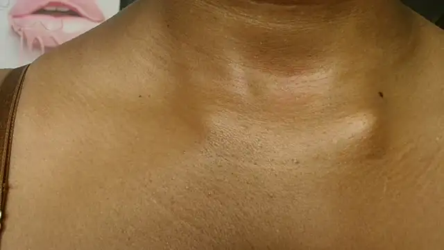 FreakyNubian webcam