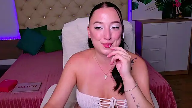 AVA_MAXIMUS webcam