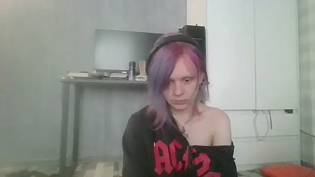 ZolaCoonradt webcam