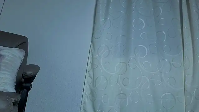 Blueberry_gothic webcam