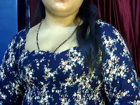 lusty_kalpna webcam