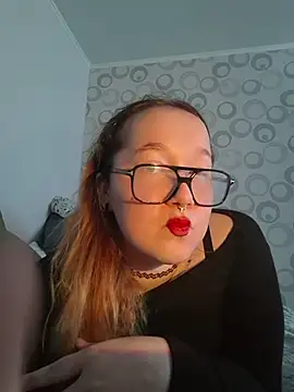 FionaDior webcam