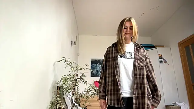 MiaRoika webcam