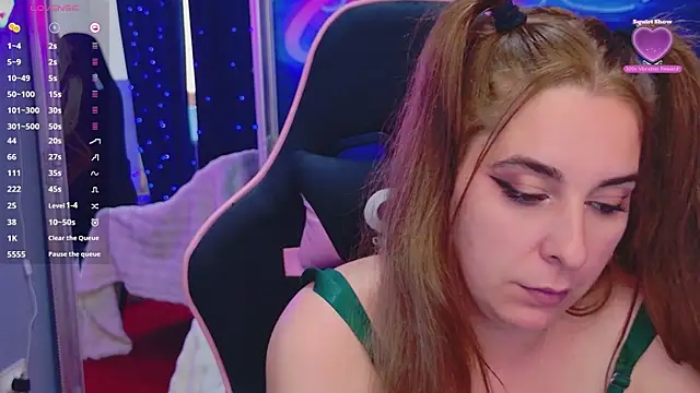 KarinaNoir webcam