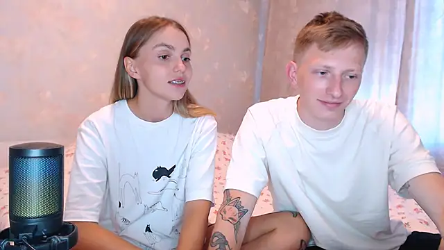 juliaanddima webcam