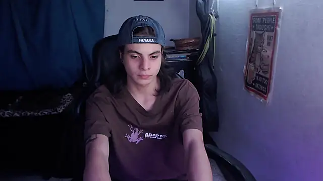 Elastic_Fantasy webcam