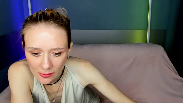 NikaBond webcam