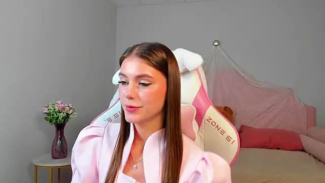 EricaFoxes webcam