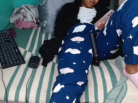 Honey_Glow_ webcam