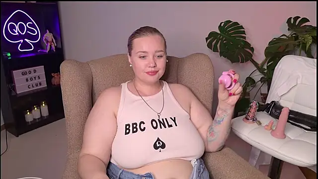 MargotGrey webcam