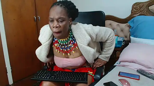 Hotcougar webcam
