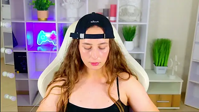 NadinnL webcam