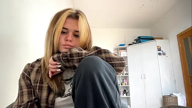 MiaRoika webcam