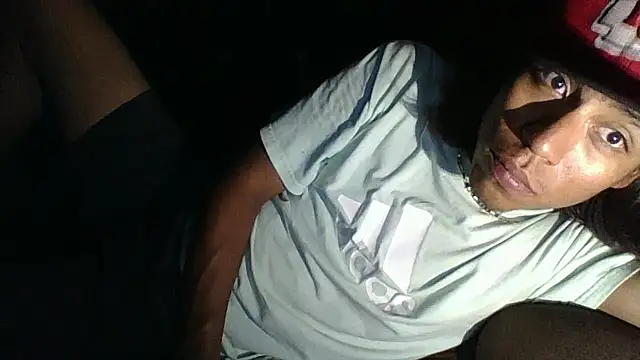 AlexAlejandro13 webcam