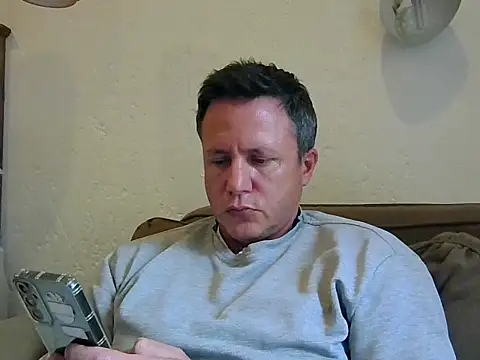 TroyDieselXXX live cam on StripChat
