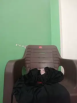 aafreen_36 (F young) - Milk drop