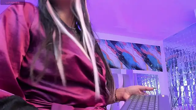 IsaDiiaz webcam