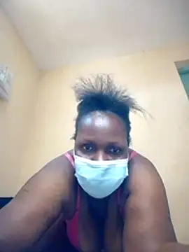queenofbeautyss webcam