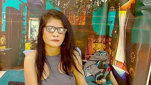 IndianAllure webcam