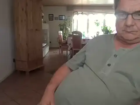 Nobbie444 live sex cam