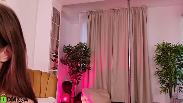 mayaspringx - MayaSpringX's free webcam - UK Sex Cams