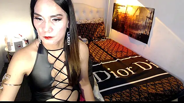 NinaDOM4CUM webcam