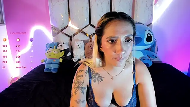 Amanda_klaire webcam