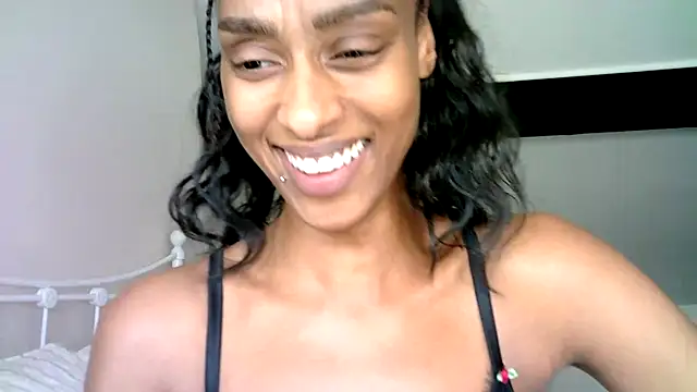 Hazel_Dollxx