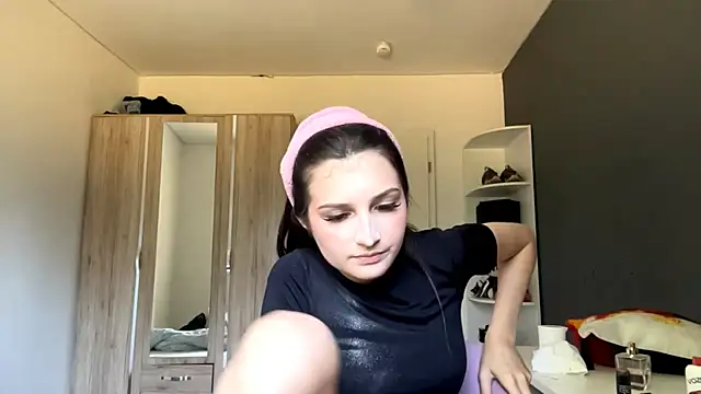 SpanishRooter webcam