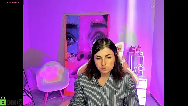 MartaEdams webcam