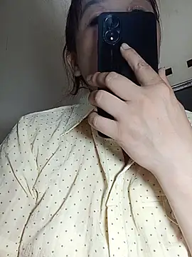 Lyna_sexy24 webcam