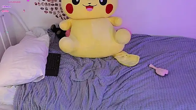 oni_doll webcam