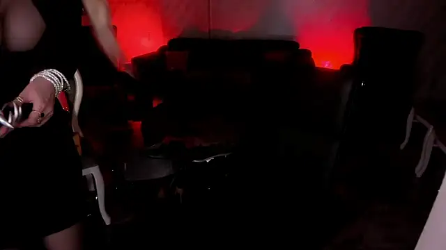 FinDomGod webcam